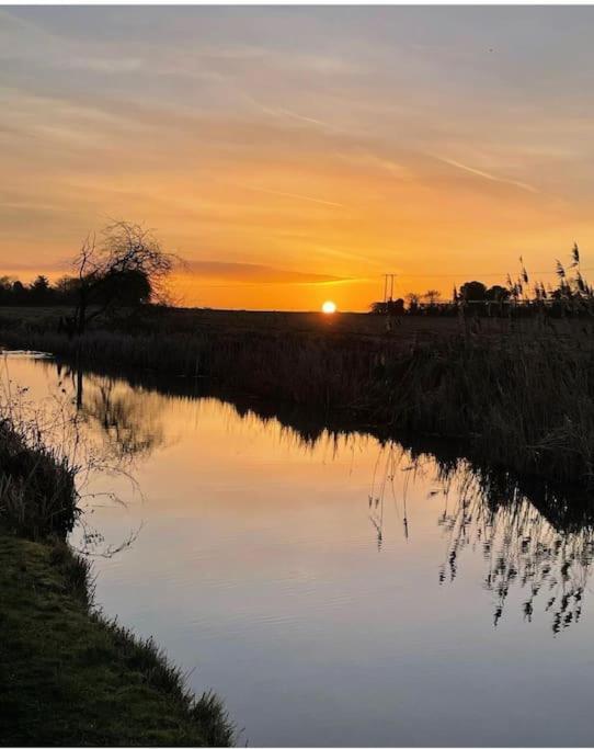 Hidden Gem Canal Facing Retreat With Lovely Walks Hopwas Eksteriør bilde